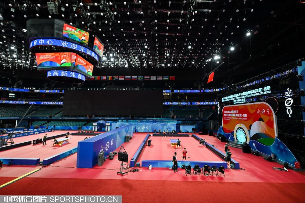 罕见！脚底打滑点球白罚 库尔图瓦申诉成功 皇马