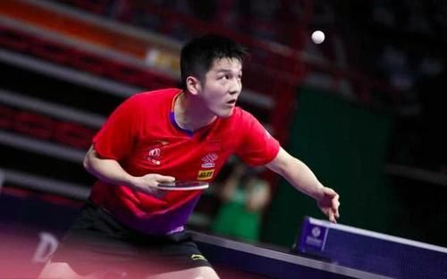 球员不愿向 球员不愿向