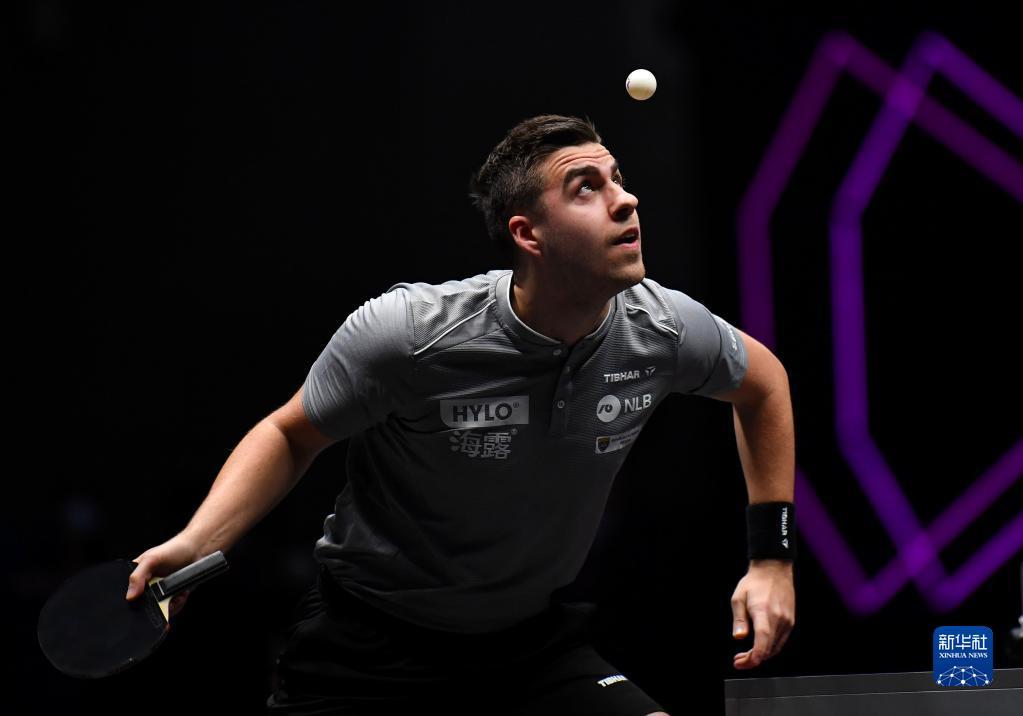 以及洛伊德 以及洛伊德