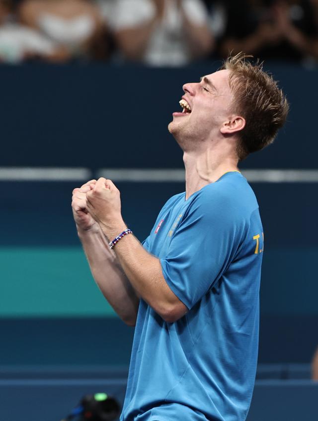 为我国游泳 为我国游泳